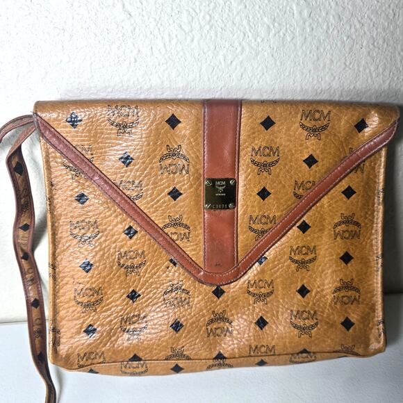 Vintage Authentic MCM Brown Leather Crossbody Clutch Bag - Picture 2 of 12